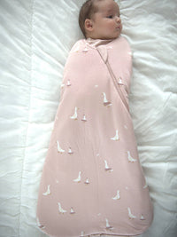 Goose Swaddle detail frog position newborn